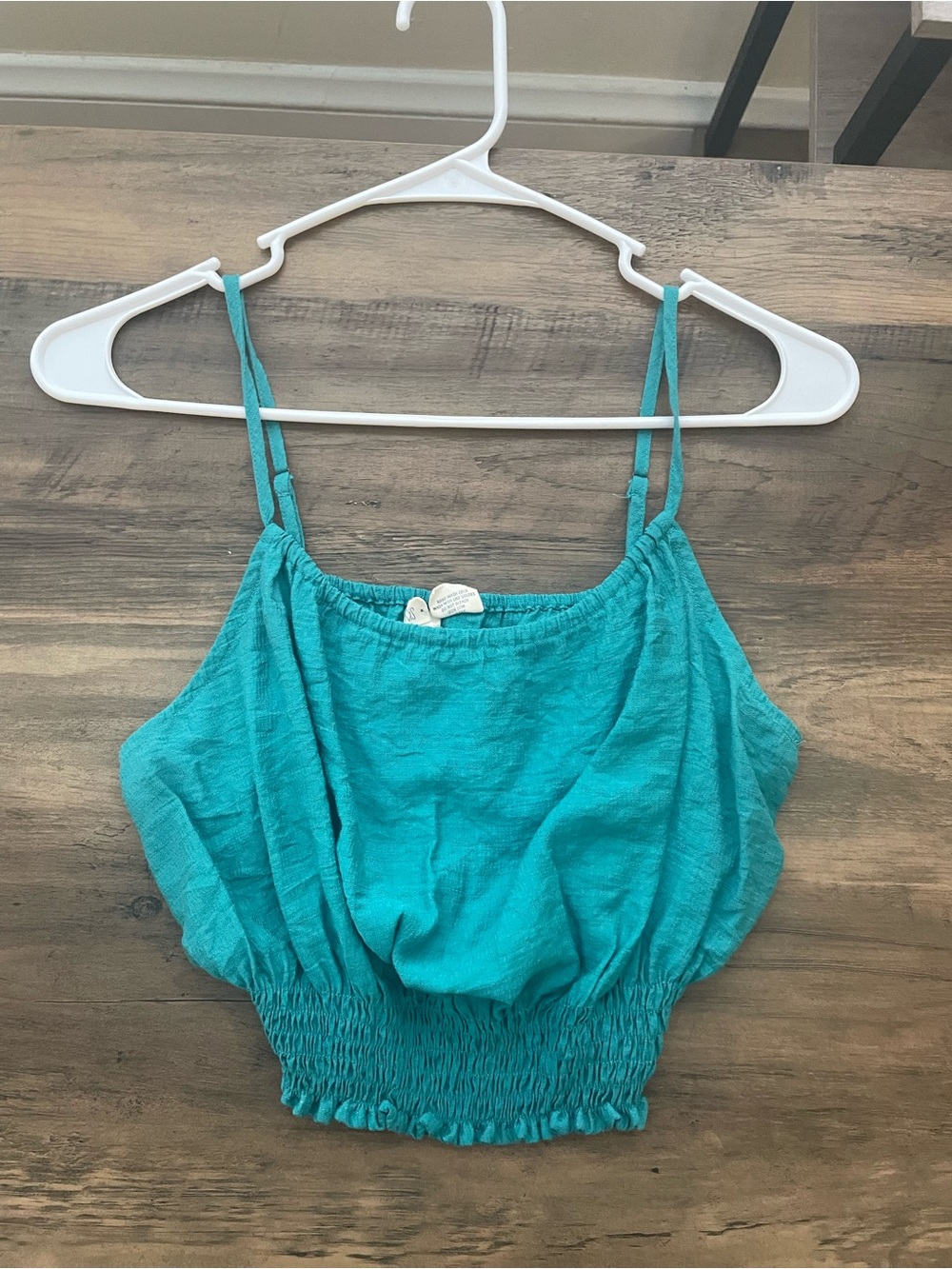 Sky and Sparrow Women’s Teal Smocked Hem Spaghetti Strap Top